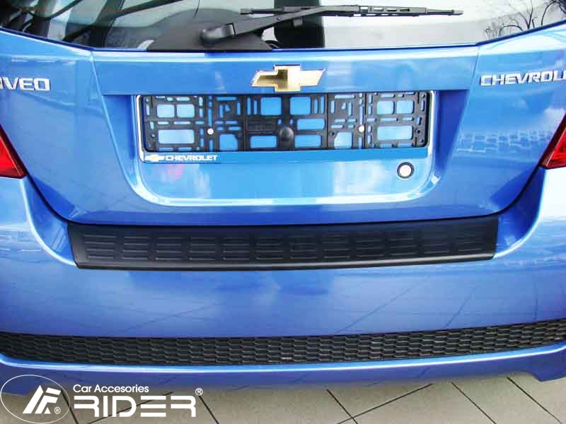 Kryt zadného nárazníka pre osobné automobily.