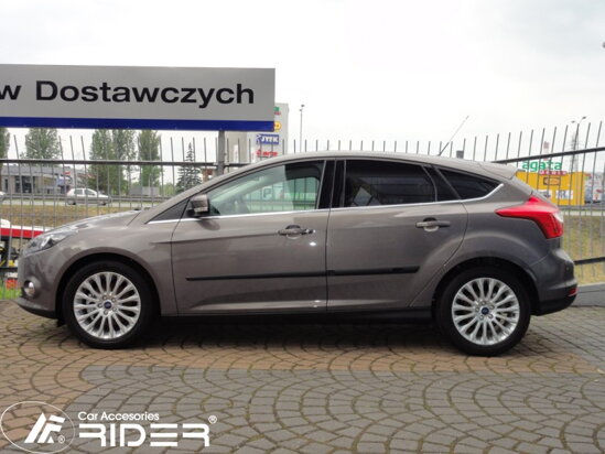 Ochranná lišta dverí - Ford Focus 5-dverí 2011-2018