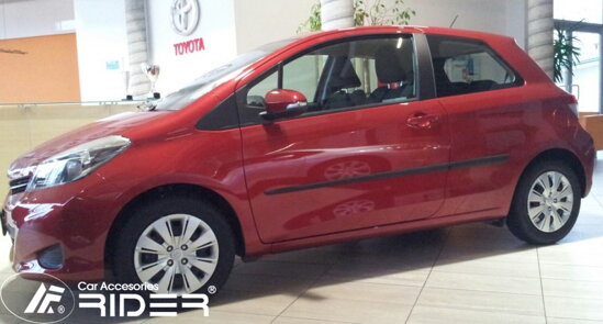 Ochranná lišta dverí - Toyota Yaris 3-dvere od 2011